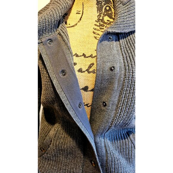 Eileen Fisher 100% Merino Wool Sweater Cardigan, Snap Buttons, Flap Collar Sz XS - Picture 8 of 12